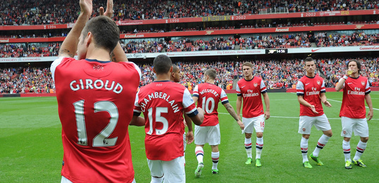 菲尔米诺：我很喜欢维尼修斯，但利物浦对阵皇马我希望红军赢