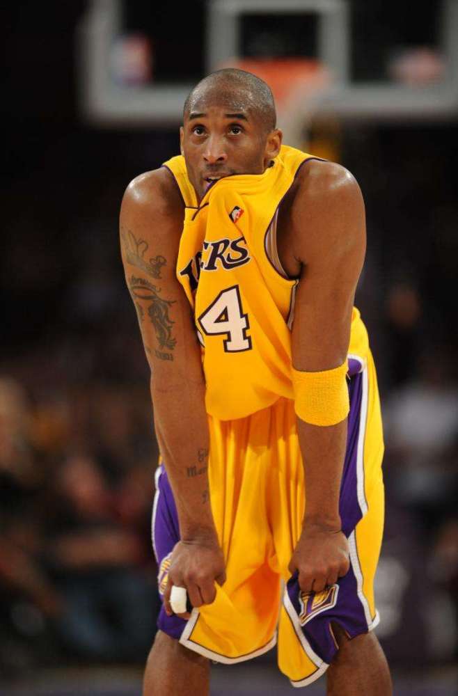 两点让皇马3-0客胜毕巴终结3连平 阿隆索变阵+现役第1独造3球（皇马客场3-0擒毕巴止三连平：阿隆索变阵，现役第一独造三球）