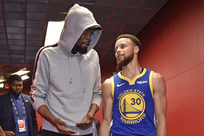 马卡：赫伊森将在对阵阿拉维斯时回归，姆巴佩仍待定（马卡报：赫伊森有望战阿拉维斯复出，姆巴佩出场成疑）