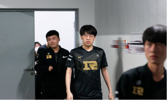 多次封堵灰 多次封堵灰