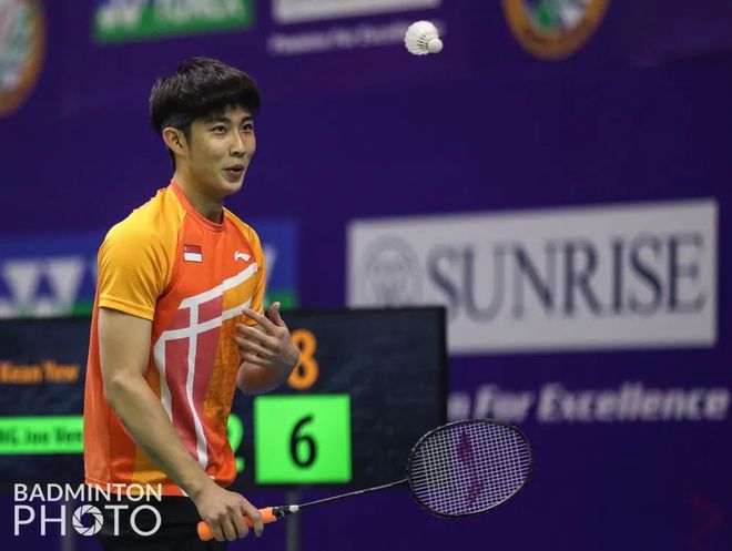 足球世界中 足球世界中