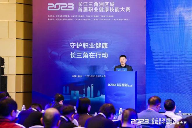 他的跑动覆 他的跑动覆